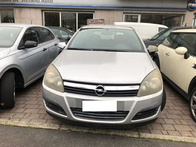 usata Opel Astra 1.4 16V Twinport 5 porte Enjoy