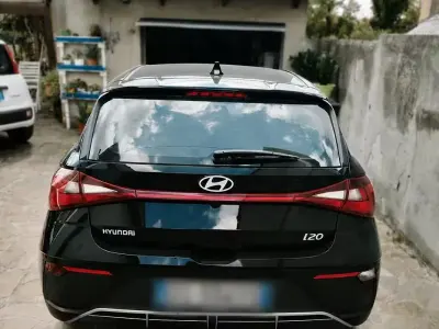 Usata Hyundai i20 79 CV (58 kW) 2024 Nero Utilitaria