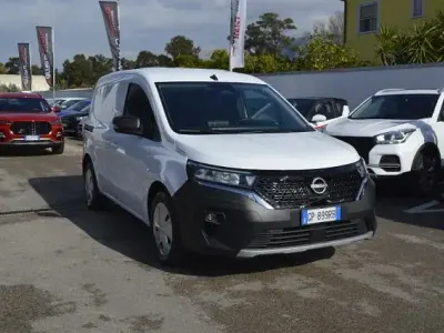 Usata Nissan Townstar N-Connecta 50 kW (69 CV) 2023 Furgone