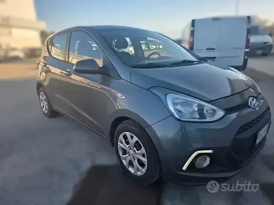 Usata Hyundai i10 67 CV (49 kW) 2016 Grigio Utilitaria