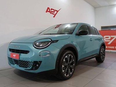 Nuova Fiat 600 La Prima 145 CV (106 kW) 2025 Verde SUV