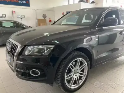 Usado Audi Q5 Advanced 239 CV (175 kW) 2011 Negro SUV