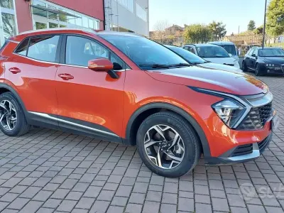 Usata Kia Sportage 136 CV (100 kW) 2022 Arancione SUV