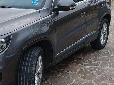 Usata VW Tiguan Sport 140 CV (102 kW) 2013 Grigio SUV