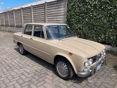 Usata Alfa Romeo Giulia Ti 85 CV (62 kW) 1960 Berlina
