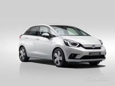 Usata Honda Jazz Executive 98 CV (72 kW) 2021 Grigio Utilitaria