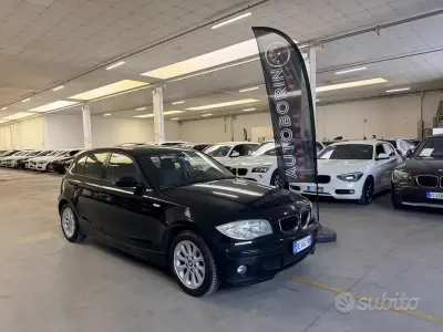 Begagnad BMW 120 Efficient Dynamics 177 HK (130 kW) 2007 Svart Halvkombi