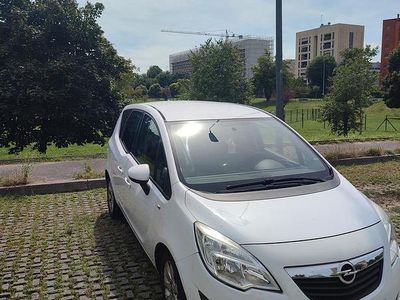 Usata Opel Meriva 2012 Bianco Monovolume