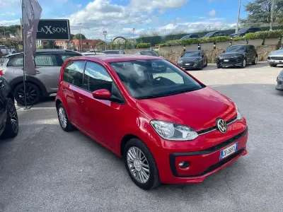 Usata VW up! move up! 68 CV (50 kW) 2020 Rosso Utilitaria