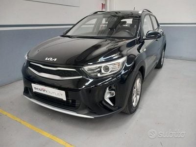 Usata Kia Stonic Urban 101 CV (74 kW) 2022 Nero SUV
