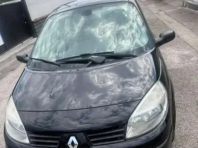 Usata Renault Scénic II 131 CV (96 kW) 2006 Nero Monovolume
