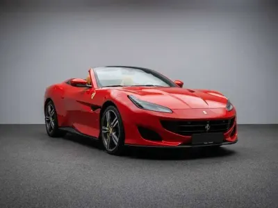 Usata Ferrari Portofino 600 CV (441 kW) 2019 Rosso corsa Cabrio