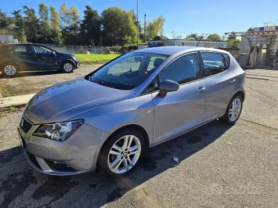 Usata Seat Ibiza CONNECT 95 CV (69 kW) 2015 Grigio Utilitaria