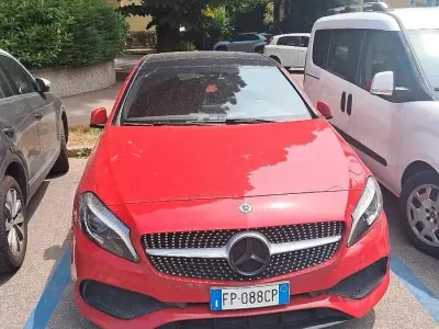 Usata Mercedes A180 109 CV (80 kW) 2018 Berlina