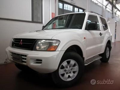 Usata Mitsubishi Pajero 115 CV (84 kW) 2002 Bianco SUV