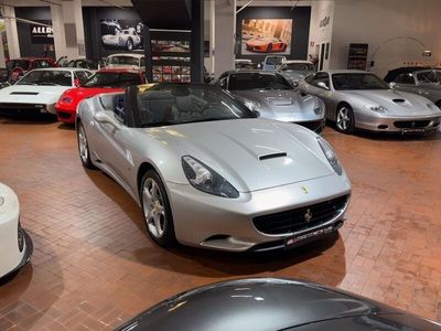 usata Ferrari California DCT PELLE BLU-DAYTONA