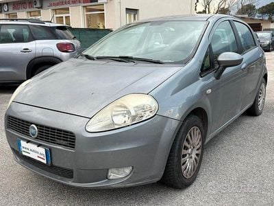 Usata Fiat Grande Punto Dynamic 75 CV (55 kW) 2006 Grigio Utilitaria