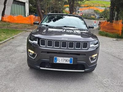 Usata Jeep Compass Opening Edition 140 CV (102 kW) 2017 Grigio SUV