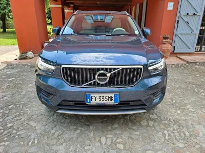 Usata Volvo XC40 Inscription 190 CV (139 kW) 2019 Bluazzurro SUV