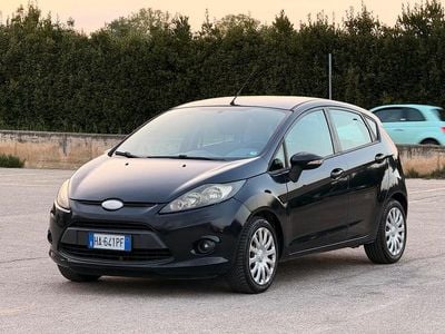 Usata Ford Fiesta 97 CV (71 kW) 2009 Nero Berlina