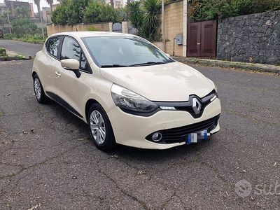 Usata Renault Clio IV Life 75 CV (55 kW) 2015 Berlina