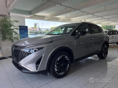 Nuova Nissan Qashqai N-Connecta 158 CV (116 kW) 2026 Grigio SUV
