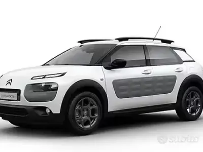 Usata Citroën C4 Shine 99 CV (72 kW) 2015 Grigio SUV