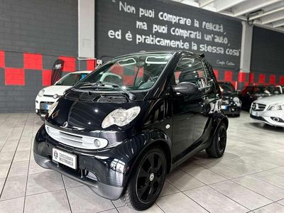 Usata Smart ForTwo Cabrio 61 CV (44 kW) 2002 Nero Cabrio