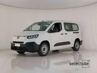 Nuova Fiat Doblò 102 CV (75 kW) 2026 Bianco gelato (pastello) Monovolume