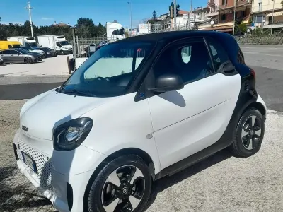 Usata Smart ForTwo Electric Drive Passion 41 kW (56 CV) 2021 Bianco Berlina