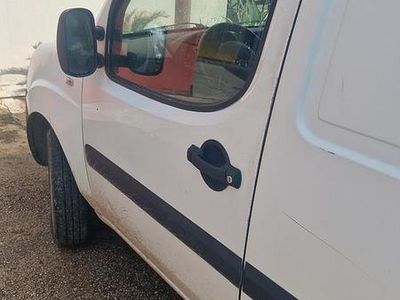 Usata Fiat Doblò 75 CV (55 kW) 2007 Bianco Monovolume