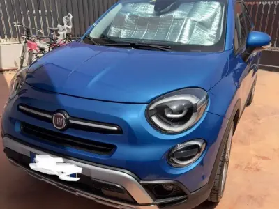 Usata Fiat 500 Cross 120 CV (88 kW) 2019 Blu/azzurro Station wagon
