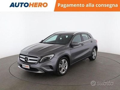 Usata Mercedes GLA200 135 CV (99 kW) 2015 Grigio SUV