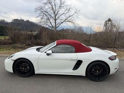 Usata Porsche 718 Boxster 299 CV (219 kW) 2016 Bianco Cabrio