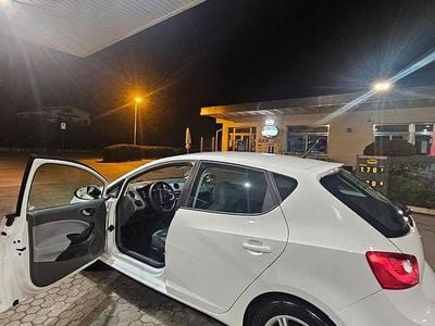 Usata Seat Ibiza Style 105 CV (77 kW) 2013 Bianco Berlina