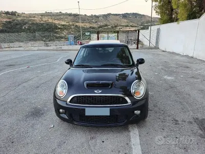 Usata Mini Cooper S 175 CV (128 kW) 2008 Nero Utilitaria