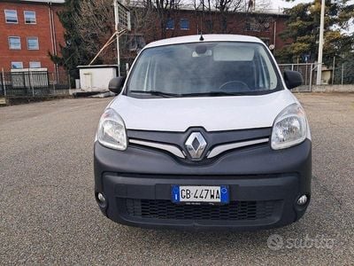 Usado Renault Kangoo 116 CV (85 kW) 2020 Blanco Monovolumen