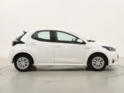 Second-hand Toyota Yaris Hybrid Business Edition 116 CP (85 kW) 2021 Hatchback