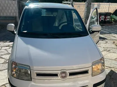 Usata Fiat Panda 69 CV (50 kW) 2011 Bianco Utilitaria