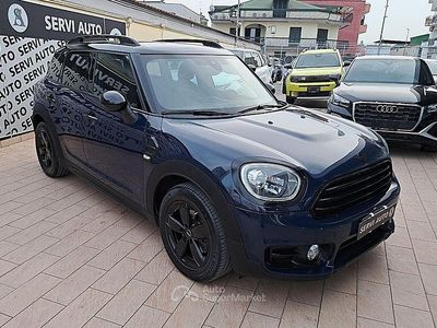 Usata Mini Cooper D Countryman Business 150 CV (110 kW) 2017 Blu SUV