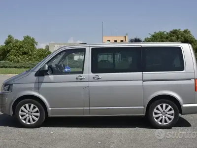 Usata VW Multivan Highline 140 CV (102 kW) 2013 Grigio Monovolume