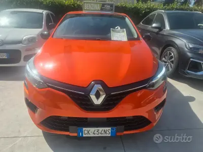 Usata Renault Clio V Techno 101 CV (74 kW) 2022 Berlina