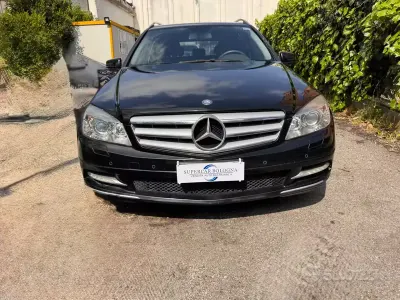 Usata Mercedes C220 Executive 231 CV (169 kW) 2011 Nero Station wagon