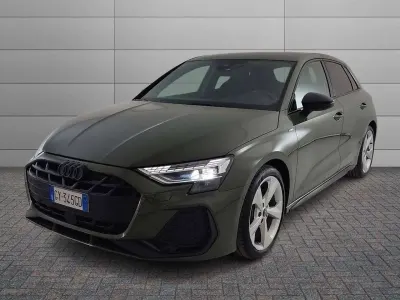 Usata Audi A3 S-Line 150 CV (110 kW) 2025 Verde Berlina