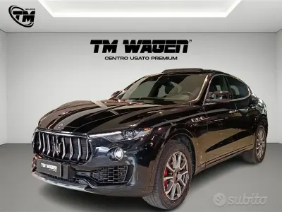 Usata Maserati Levante 275 CV (202 kW) 2016 Nero SUV