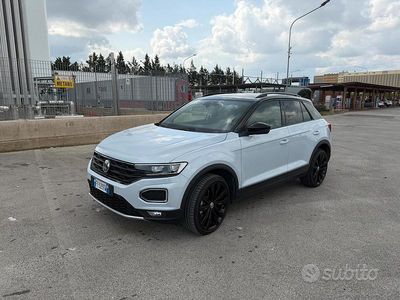 Usata VW T-Roc Advance 116 CV (85 kW) 2018 Bianco SUV