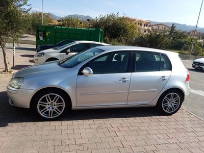 VW Golf V usata in Calabria (45) - AutoUncle