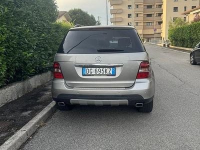 Begagnad Mercedes ML280 185 HK (136 kW) 2008 Grå SUV