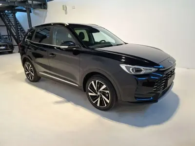 Nuova MG ZS Luxury 197 CV (144 kW) 2026 Other SUV