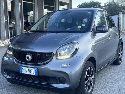 Grigio Usata 2016 Smart ForFour Passion Utilitaria | 8800 € (Buon prezzo)